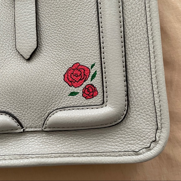 HOST PICK 💥 1 of a Kind Rebecca Minkoff Bag - Picture 2 of 9